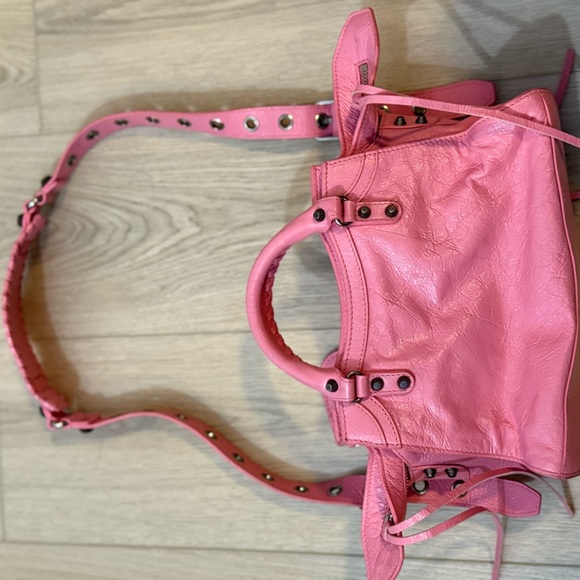 Balenciaga Pink Shoulder Bag - Picture 3 of 4